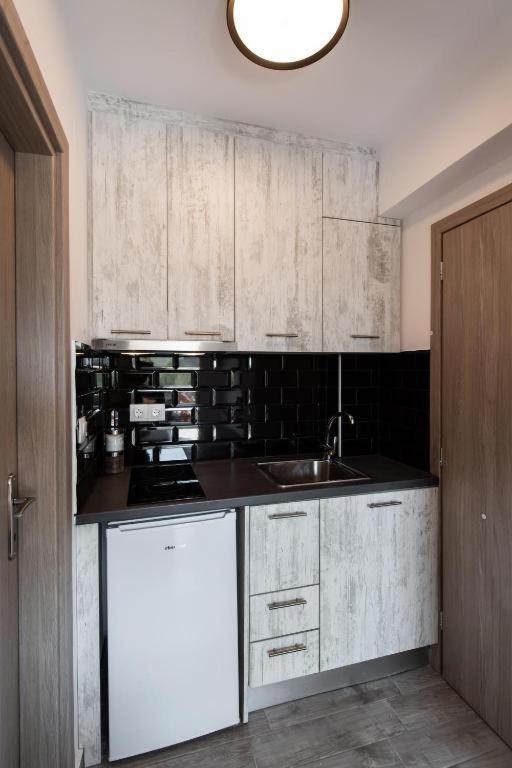 Melodia Apartments By Imagine Lefkada นิเกียนา ภายนอก รูปภาพ
