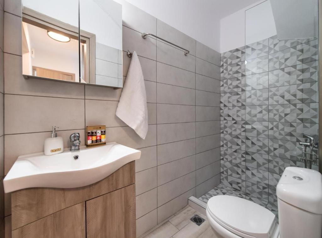 Melodia Apartments By Imagine Lefkada นิเกียนา ภายนอก รูปภาพ